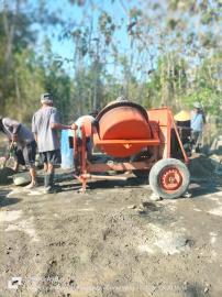 “Gugur Gunung” Padukuhan Tungu Wujud Restorasi Sosial dengan Semangat Kegotongroyongan